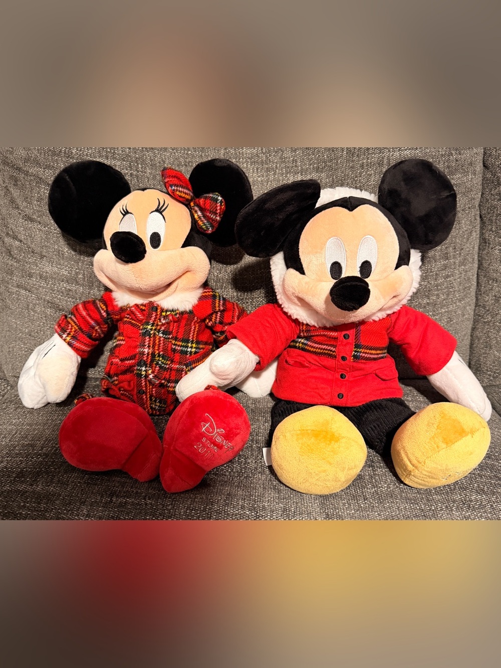 RARE MINT condition 18” Holiday Disney Plush Disney Mickey & Minnie Mouse Pair